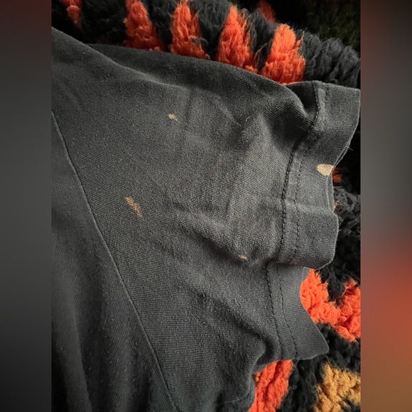 Puma Retro Black & White Tee - Picture 5 of 7